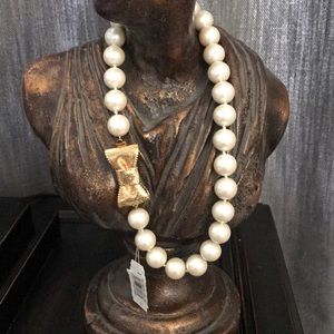 Kate Spade pearl necklace